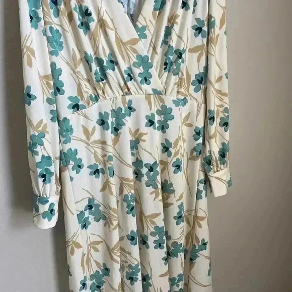 H&M Floral Long Sleeve Dress Size Medium - Picture 10 of 14